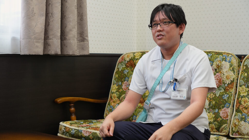 日比野さんにお話いただいているお写真